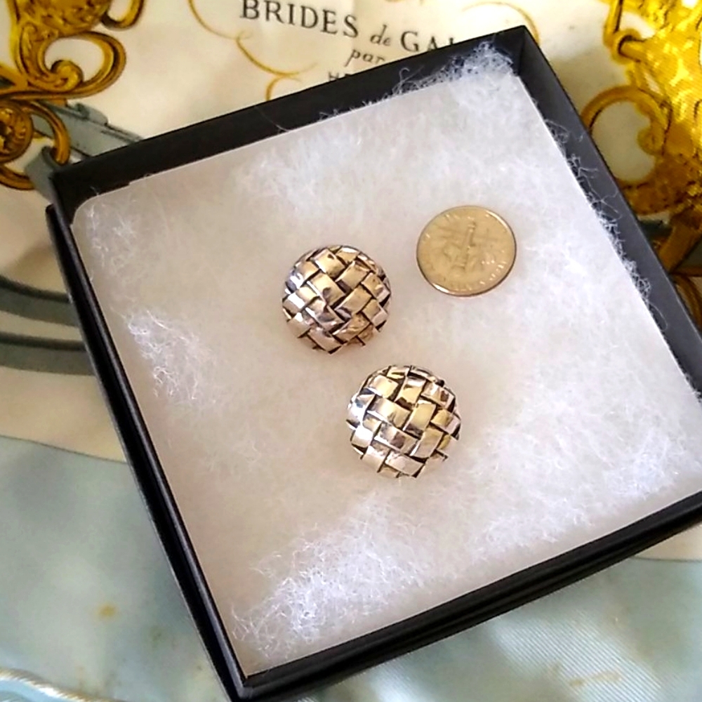 Scott Kay equestrian style earrings